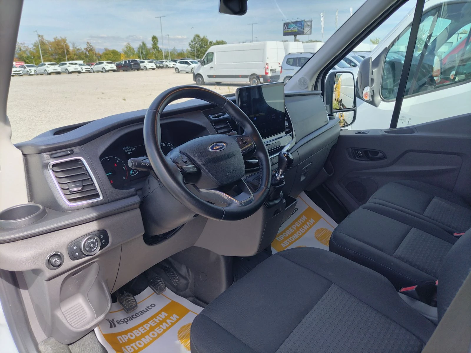 Ford Transit 350/2.0EcoBlue/130к.с./L3H2, снимка 10 - Бусове и автобуси - 56353342