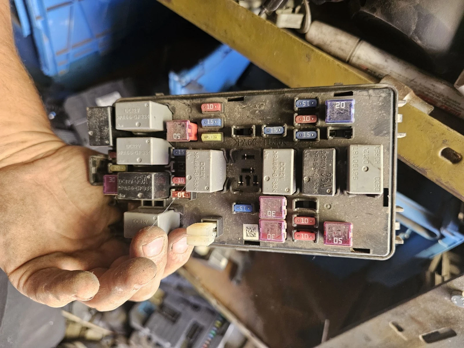 96867123 Chevrolet AK-63205 PJ T255U/H-08 115030 aveo Daewoo  бушониера бушшонна кутия  fuse box 