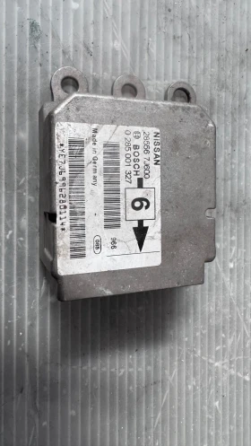     Airbag  /  /  a Nissan Primera - 285567J600 / 0285001327