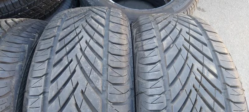 Гуми Летни 235/65R17, снимка 3 - Гуми и джанти - 31947707