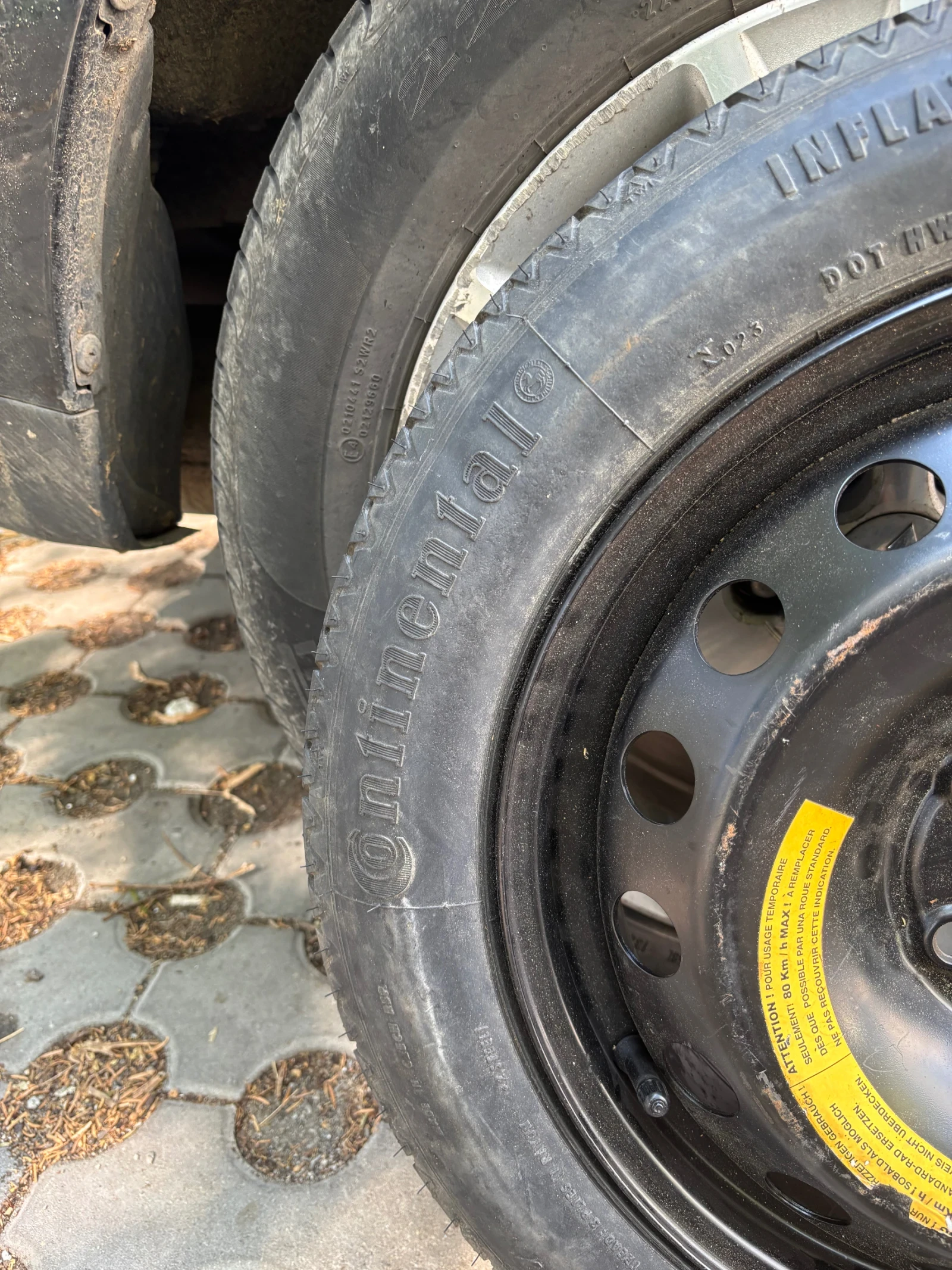 Гуми с джанти Continental 125/80R15, снимка 4 - Гуми и джанти - 56232895