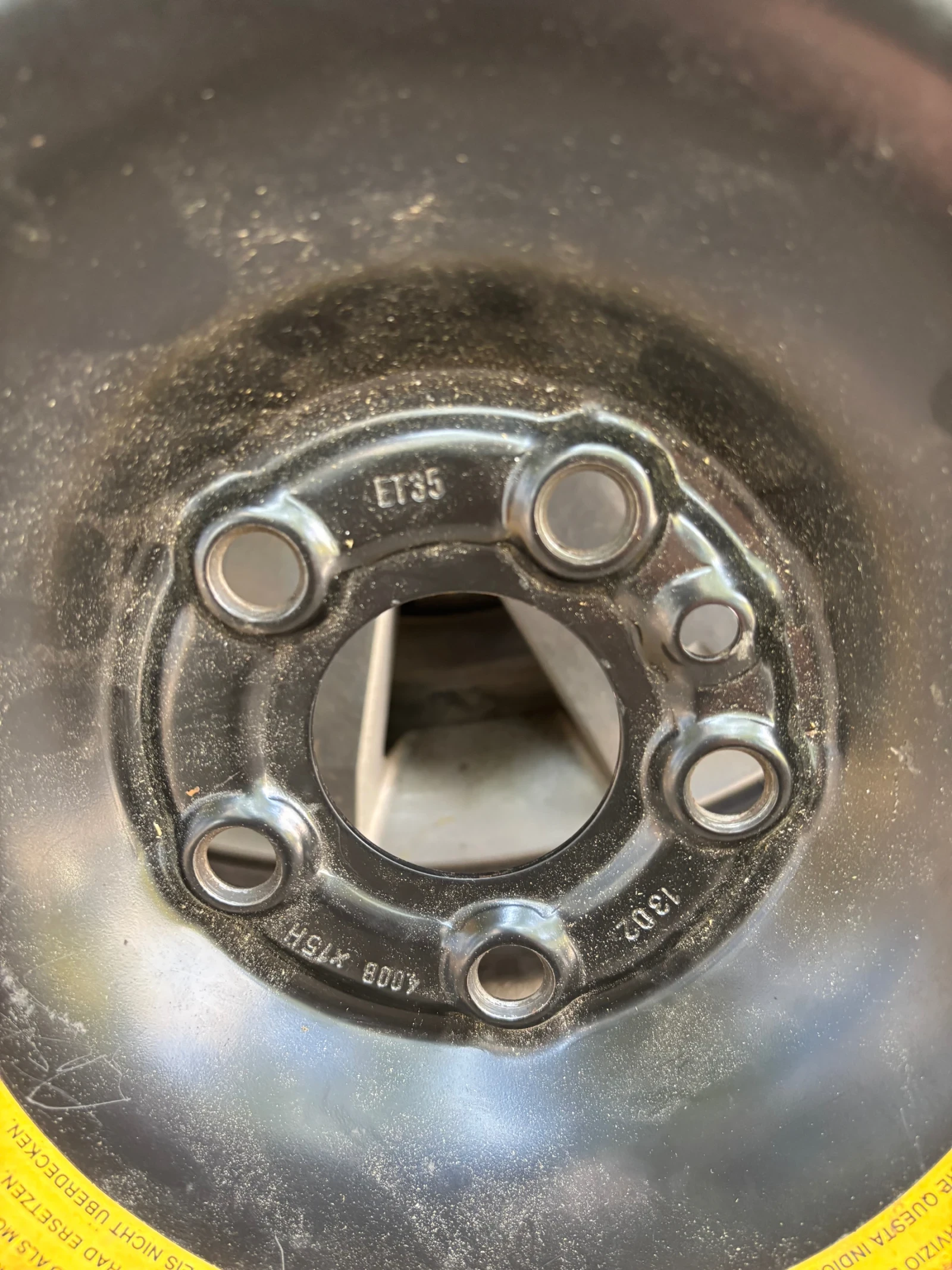 Гуми с джанти Continental 125/80R15
