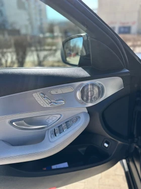 Mercedes-Benz C 300, снимка 15