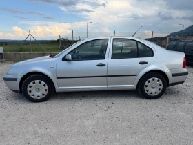 VW Bora 1.6/102кс Климатроник, 186000км, снимка 4