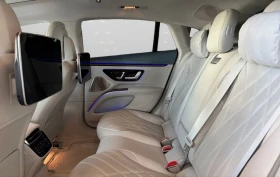 Mercedes-Benz EQS 580/4M/523HP/DUAL TONE/HYPERCHREEN/AMG/PANO/733z, снимка 13