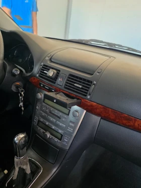 Toyota Avensis | Mobile.bg    14