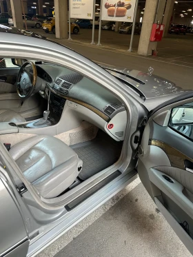 Mercedes-Benz E 320, снимка 4
