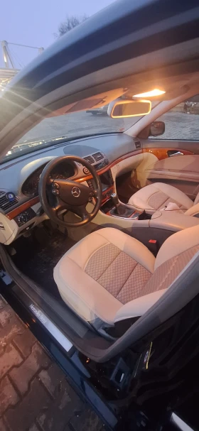 Mercedes-Benz E 220 Face, снимка 7