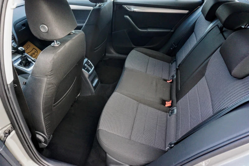 Skoda Octavia 1.4TSI CNG, снимка 13 - Автомобили и джипове - 29517909