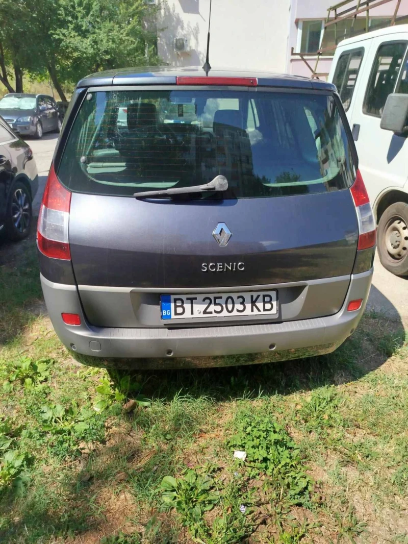 Renault Grand scenic 1.9cdi, снимка 2 - Автомобили и джипове - 47105316