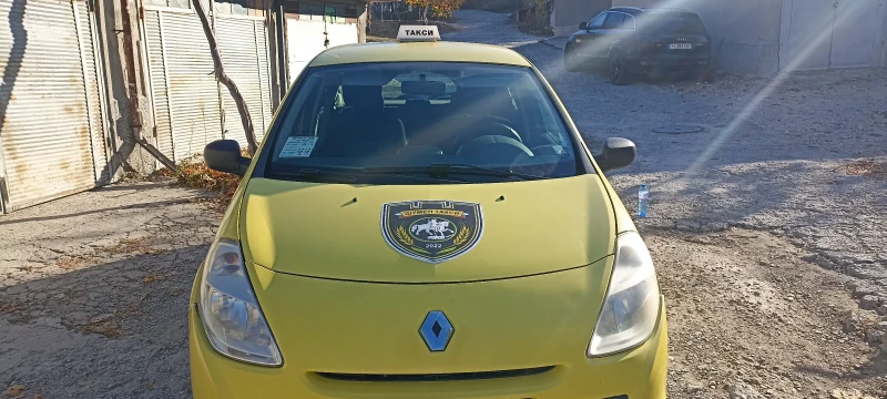 Renault Clio, снимка 5 - Автомобили и джипове - 47887877