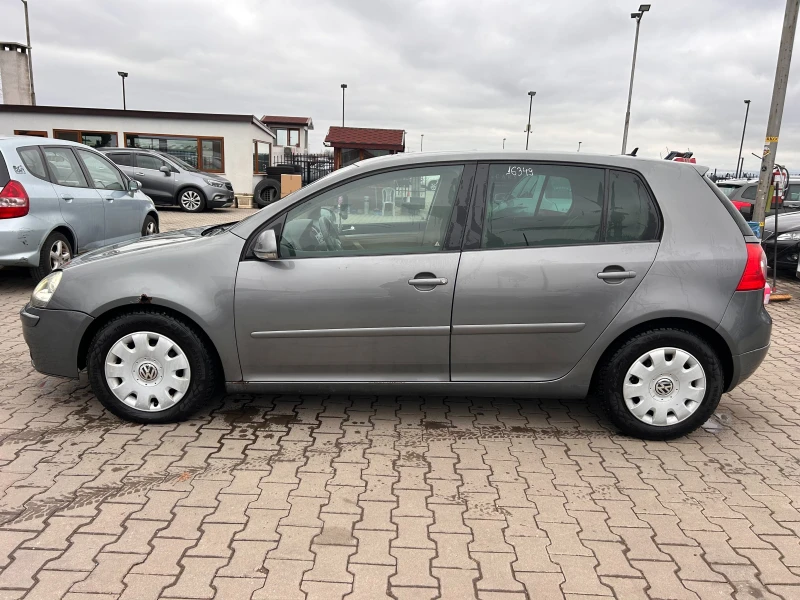 VW Golf 2.0TDI AVTOMAT/NAVI/KOJA EURO 4, снимка 9 - Автомобили и джипове - 48211126