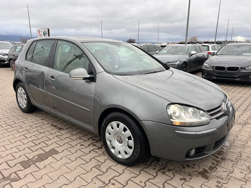 VW Golf 2.0TDI AVTOMAT/NAVI/KOJA EURO 4, снимка 4 - Автомобили и джипове - 48211126