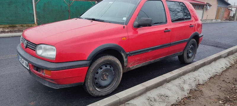 VW Golf 1.9, снимка 2 - Автомобили и джипове - 48429970