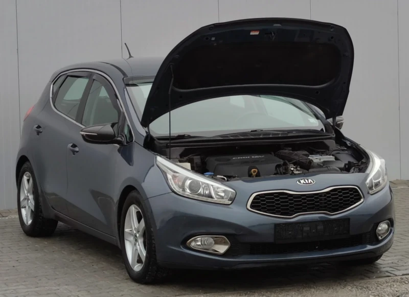 Kia Ceed 1.6CRDI* 110к.с* LED* Navi* , снимка 13 - Автомобили и джипове - 48479652