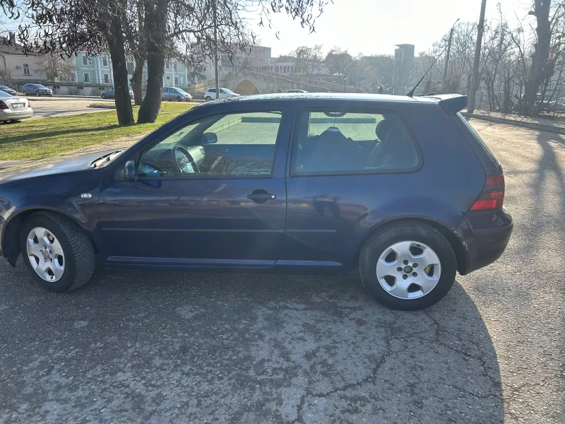 VW Golf, снимка 6 - Автомобили и джипове - 48879697