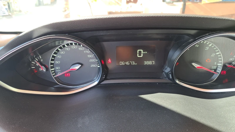 Peugeot 308, снимка 11 - Автомобили и джипове - 52698978