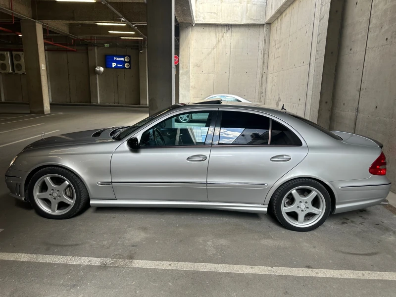 Mercedes-Benz E 320, снимка 12 - Автомобили и джипове - 52836232