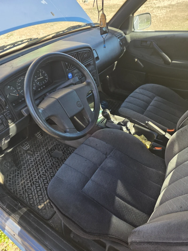 VW Passat, снимка 6 - Автомобили и джипове - 52935163