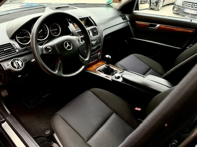 Mercedes-Benz C 200 KOMPRESSOR-TUV-РЕАЛНИ КМ-СЕРВИЗНА ИСТОРИЯ | Mobile.bg — изображение 11