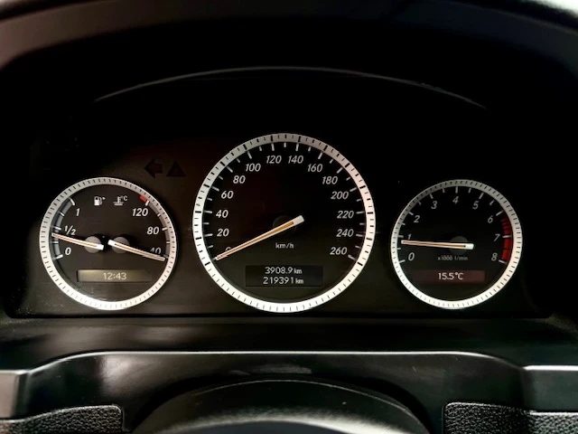 Mercedes-Benz C 200 KOMPRESSOR-TUV-РЕАЛНИ КМ-СЕРВИЗНА ИСТОРИЯ | Mobile.bg — изображение 8