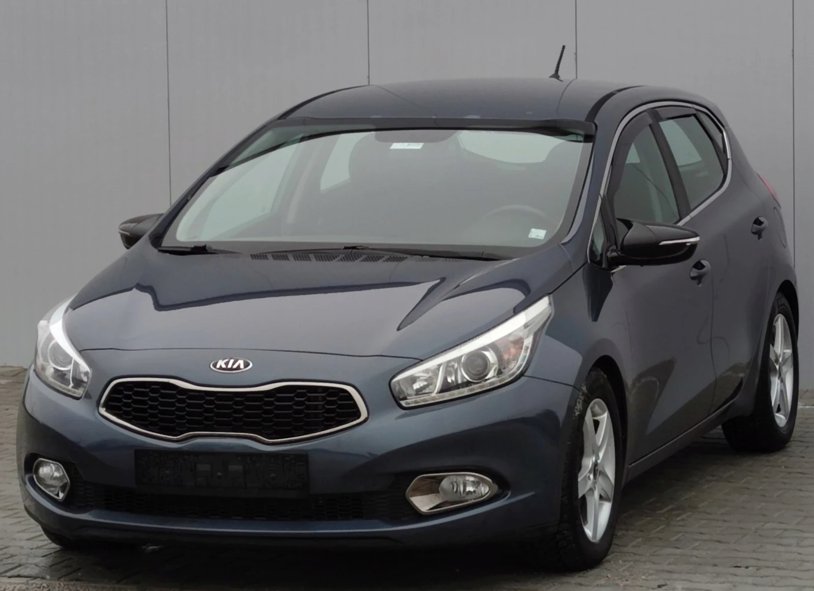 Kia Ceed 1.6CRDI* 110к.с* LED* Navi*  - изображение 3