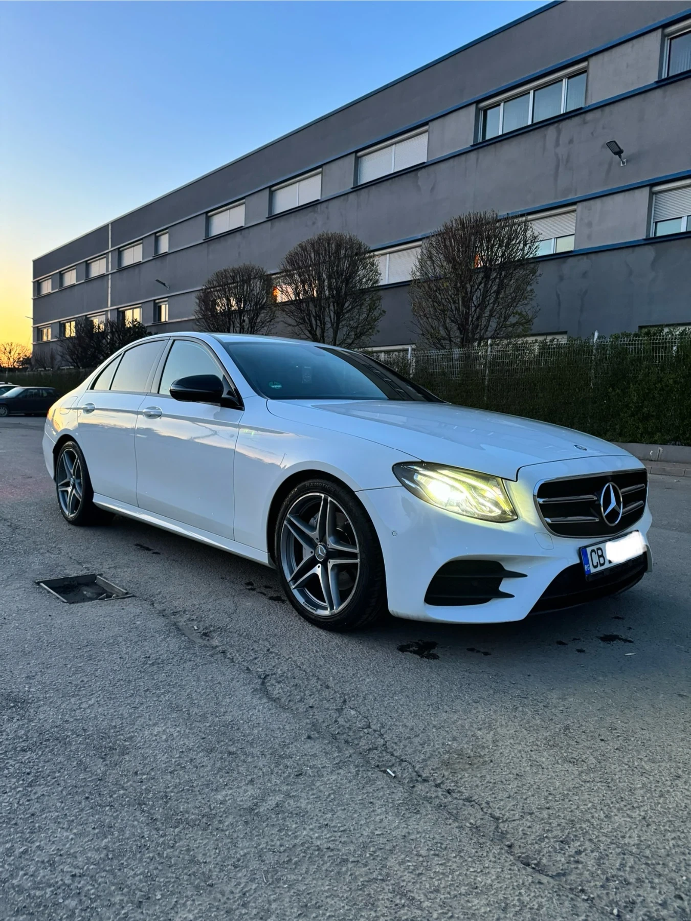 Mercedes-Benz E 220 2.2. AMG,  | Mobile.bg   1