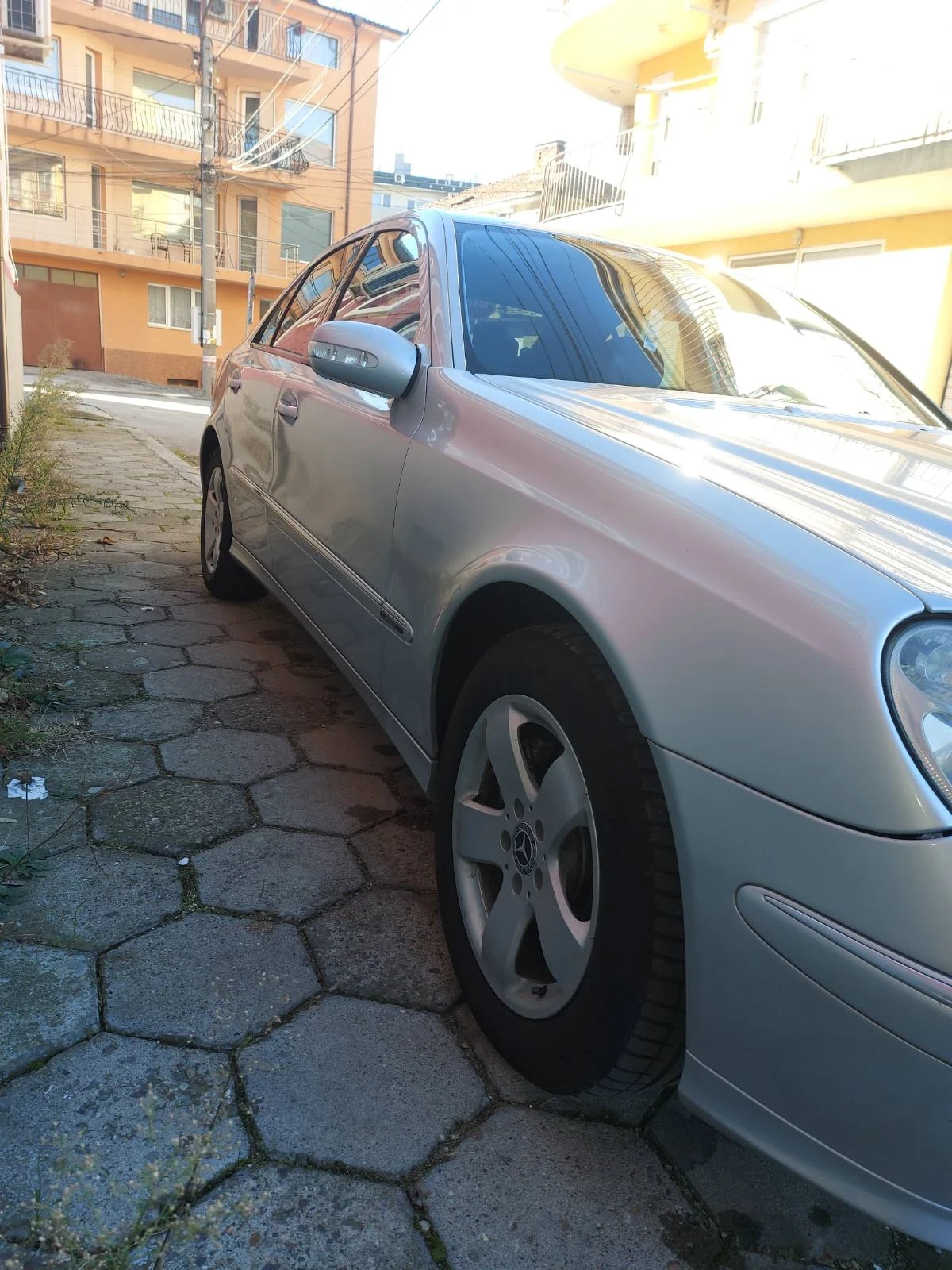 Mercedes-Benz E 280  - изображение 2