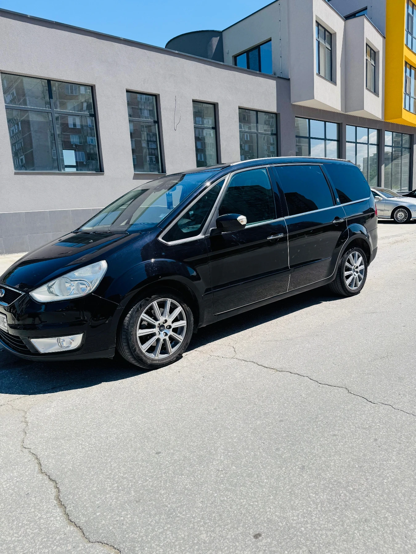 Ford Galaxy  - изображение 2
