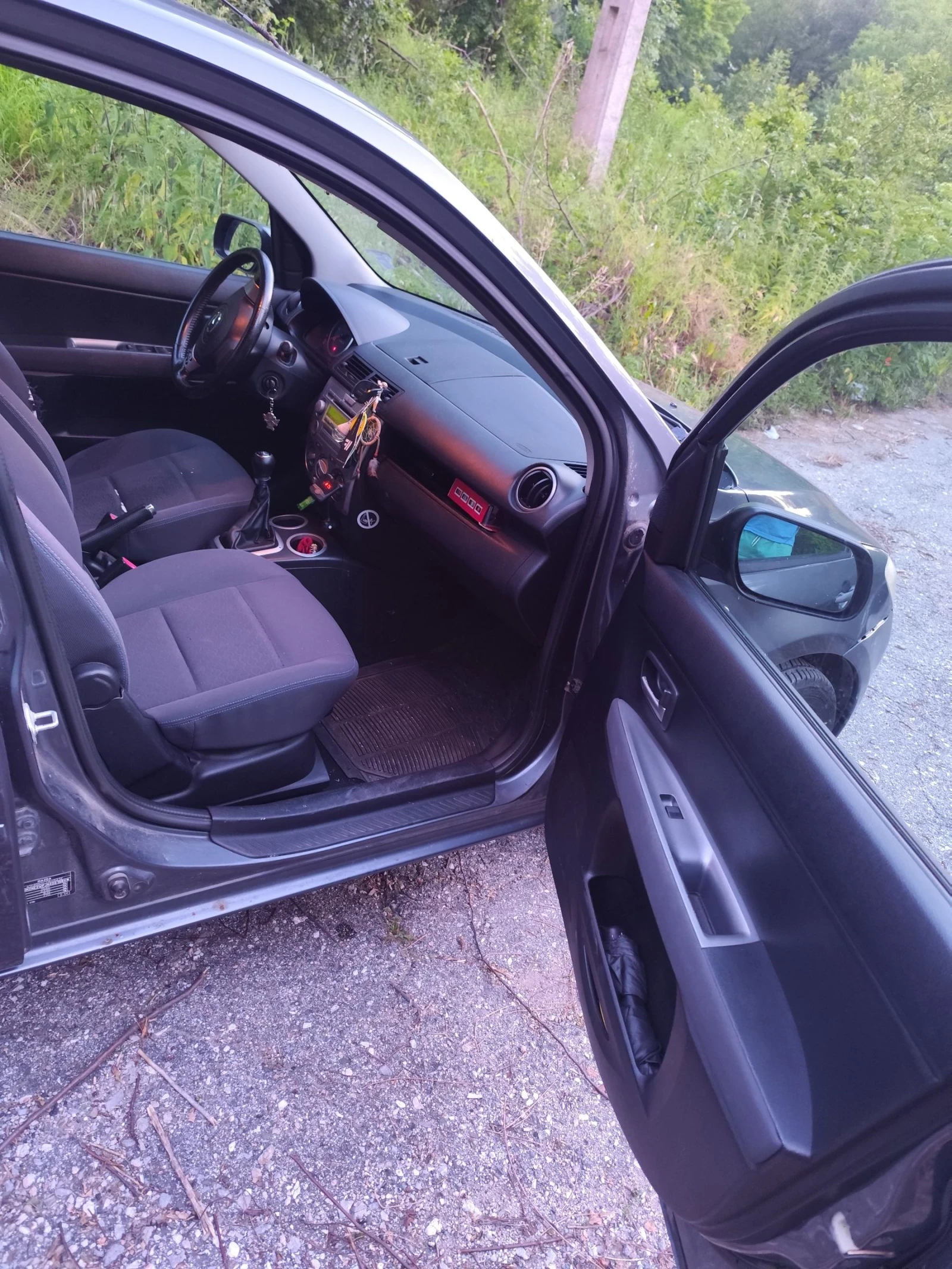 Mazda 2 1, 4 - изображение 5
