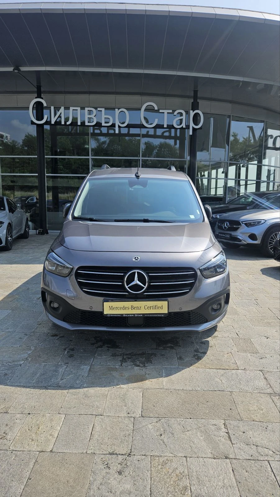 Mercedes-Benz T-класа 180d - изображение 2