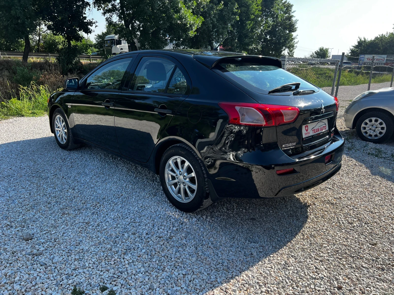 Mitsubishi Lancer 1.6i euro5 SWISS - изображение 6