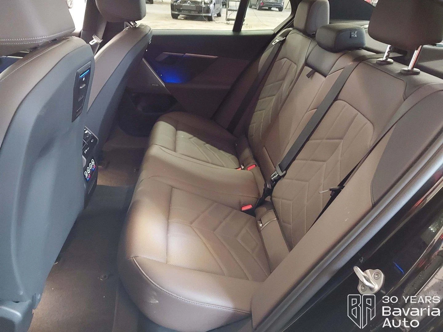 BMW 520 i M Sport Paket Steptronic - изображение 8