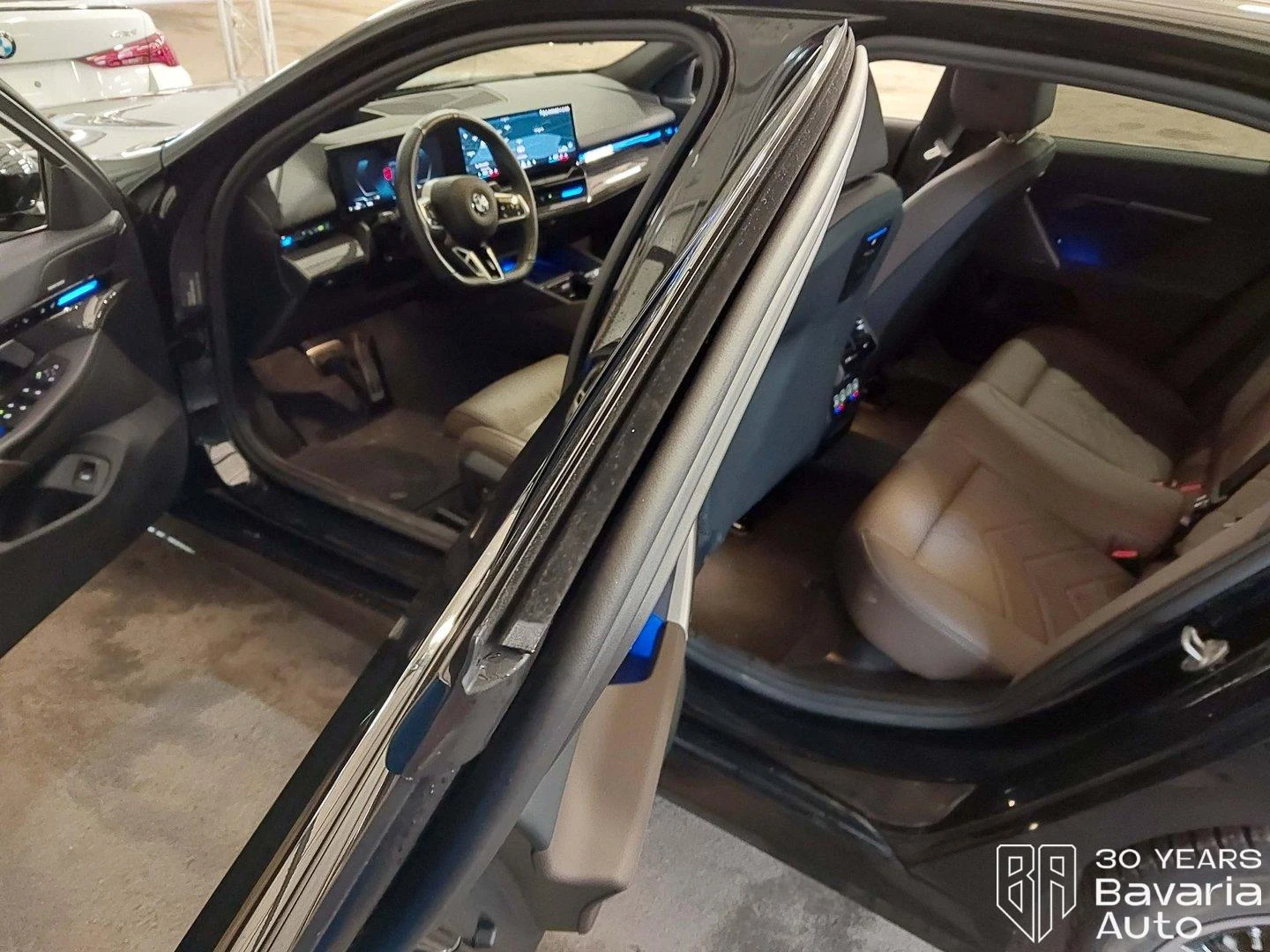 BMW 520 i M Sport Paket Steptronic - изображение 5