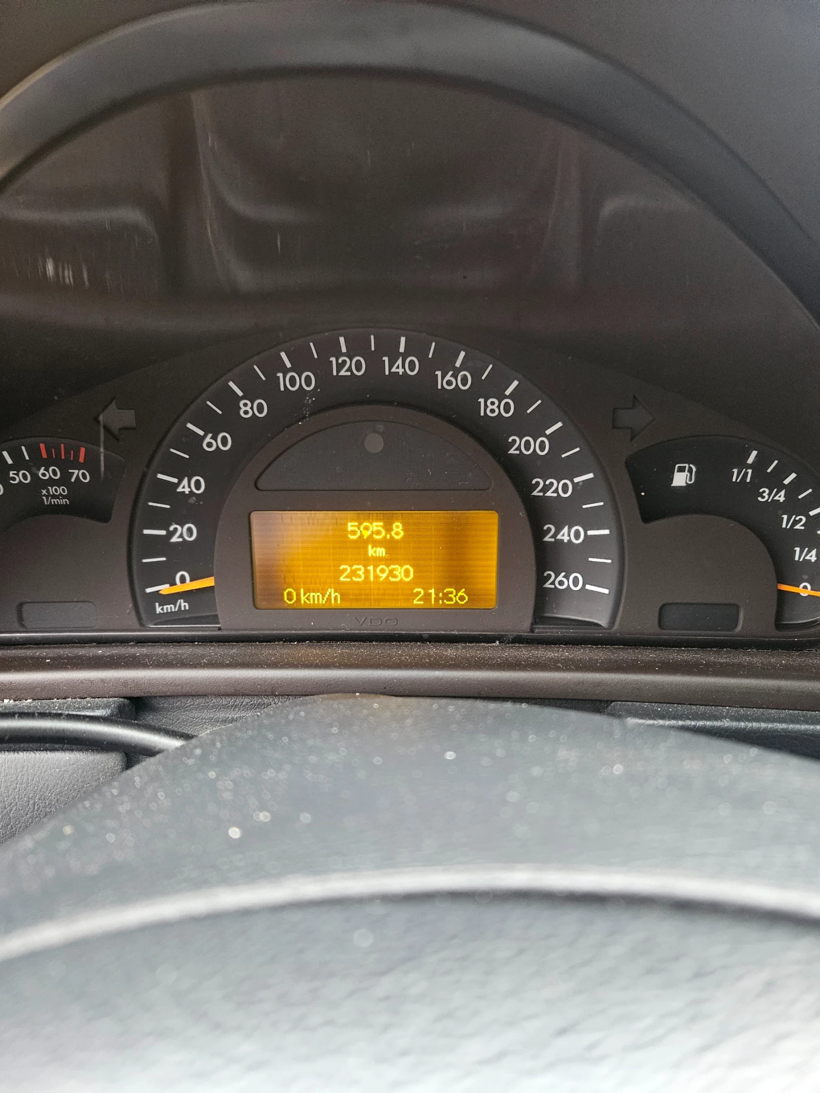 Mercedes-Benz C 200  - изображение 9