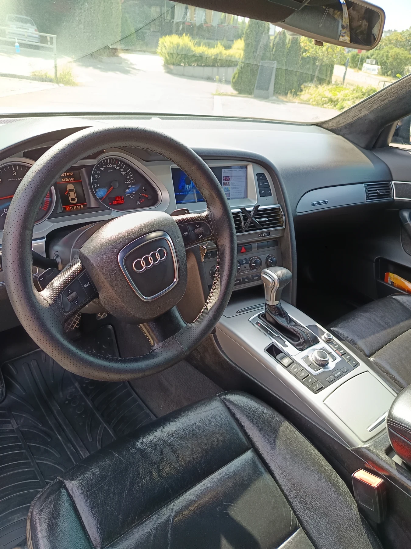 Audi A6 3000 - изображение 9
