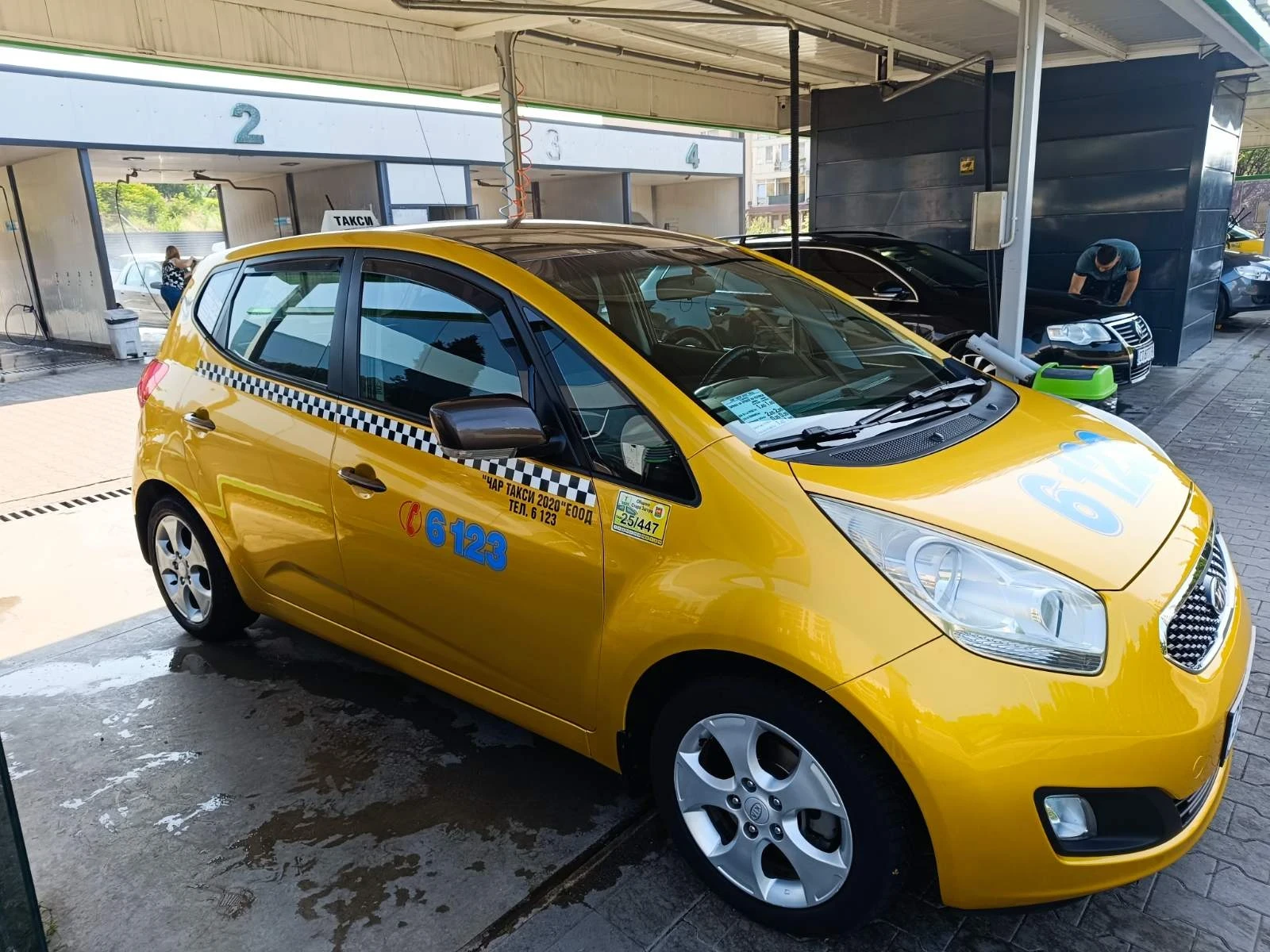 Kia Venga, снимка 3 - Автомобили и джипове - 54017595