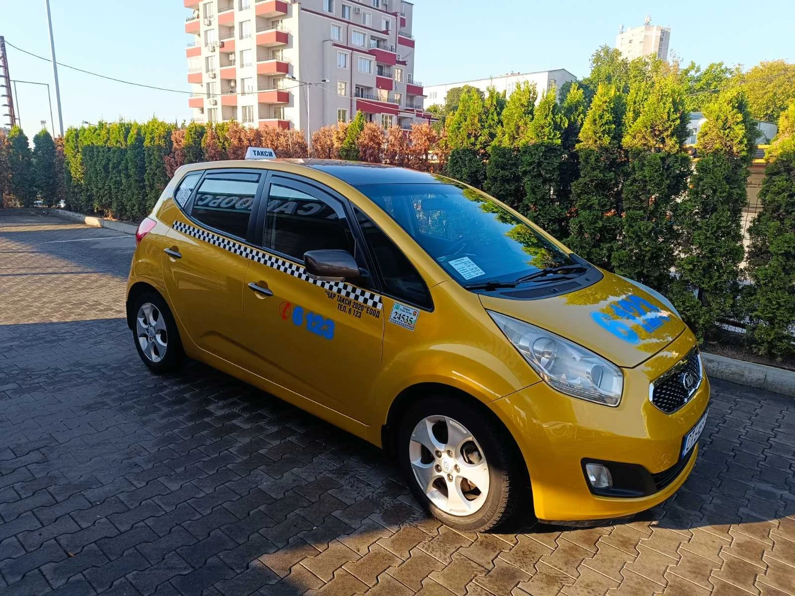 Kia Venga, снимка 10 - Автомобили и джипове - 54017595