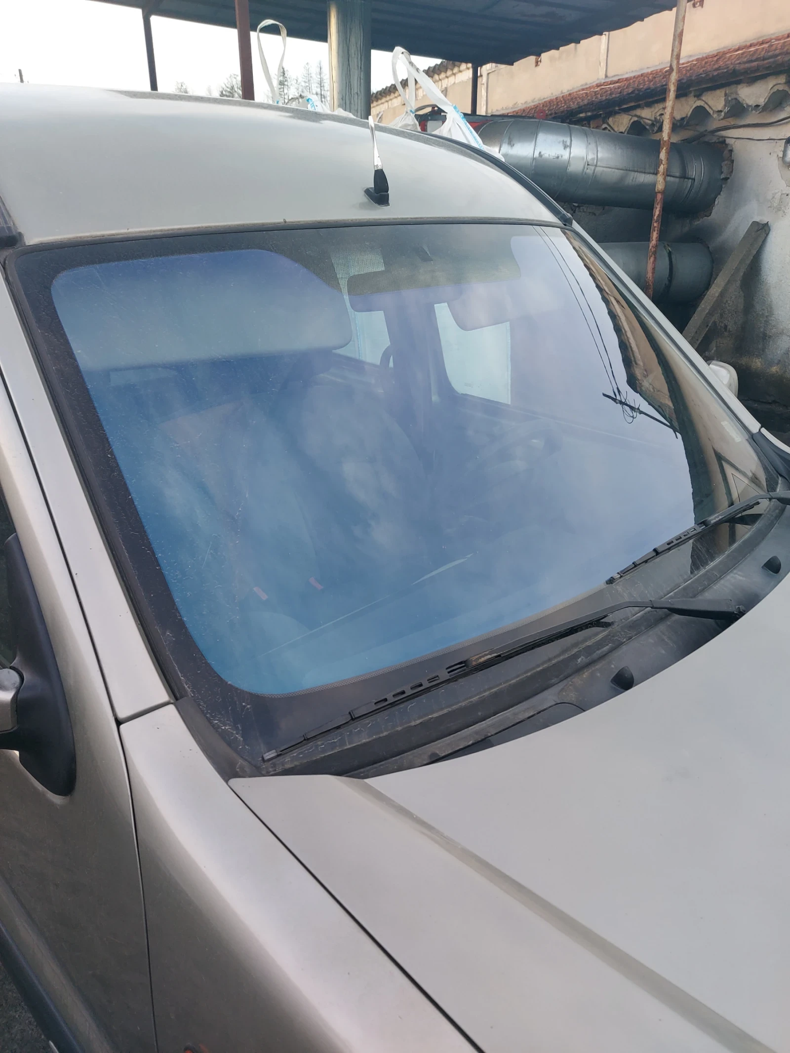 Renault Kangoo 1.9 DCI 4x4, снимка 6 - Автомобили и джипове - 53714324