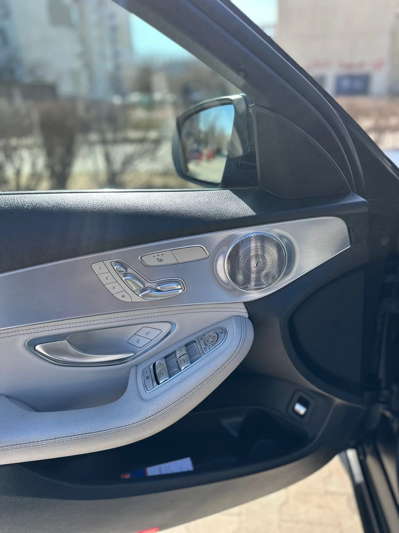 Mercedes-Benz C 300, снимка 15 - Автомобили и джипове - 53750466