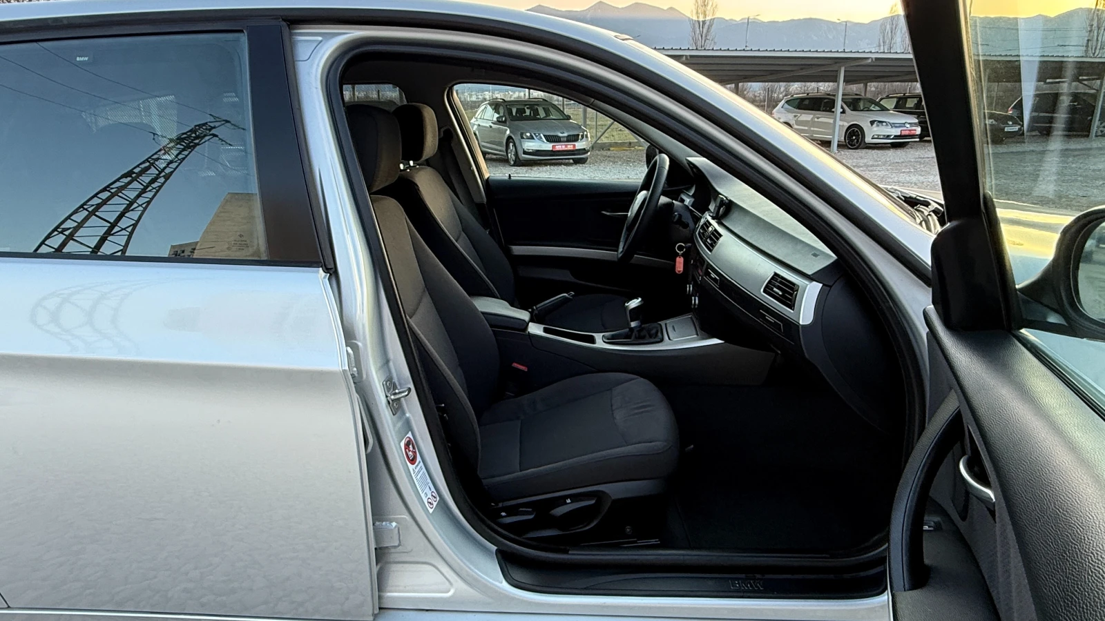 BMW 320 2.0TDI/143кс/194000км/ВНОС ИТАЛИЯ/EU5, снимка 15 - Автомобили и джипове - 53801305