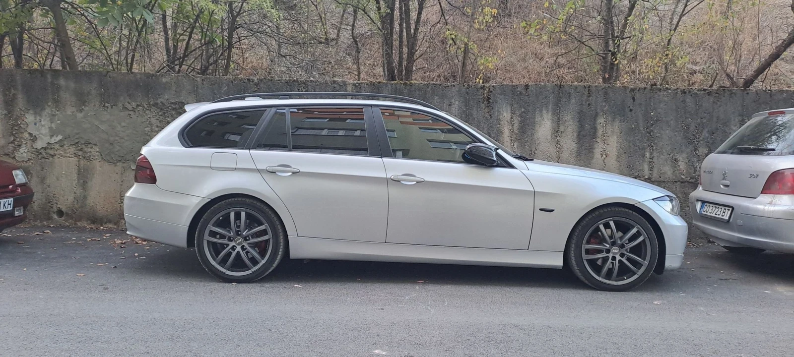 BMW 320, снимка 5 - Автомобили и джипове - 54091162