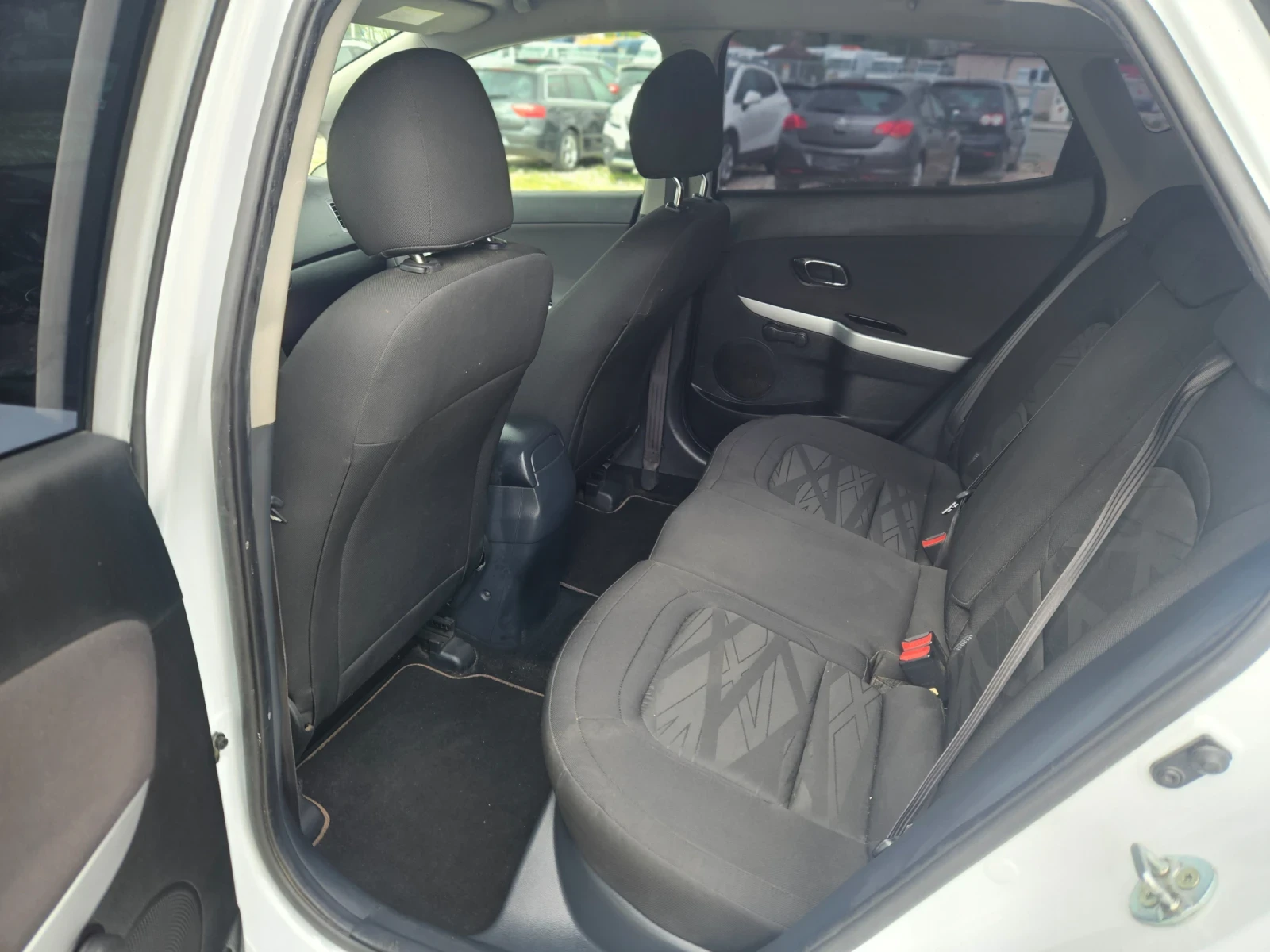 Kia Ceed 1.4/CRDI/ФРАНЦИЯ, снимка 13 - Автомобили и джипове - 54410938