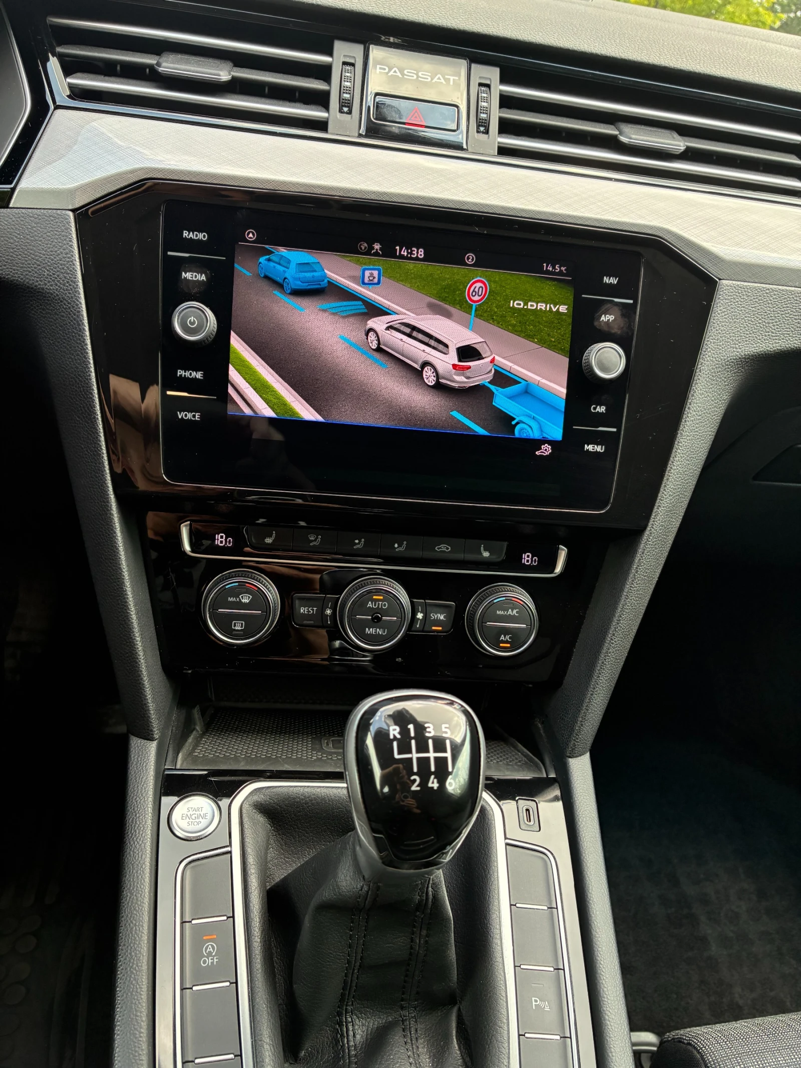 VW Passat, снимка 13 - Автомобили и джипове - 54492598