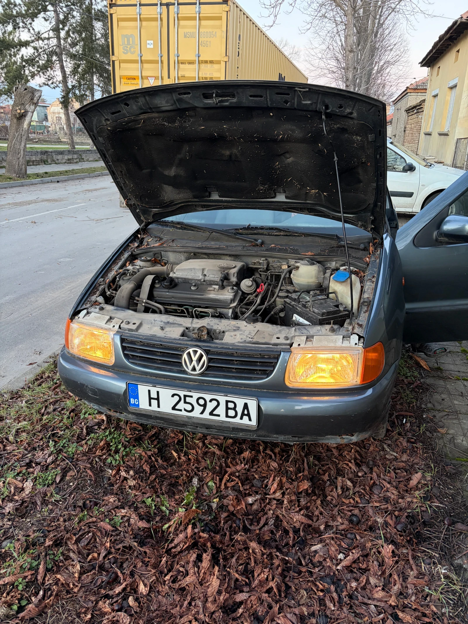 VW Polo, снимка 2 - Автомобили и джипове - 54577880