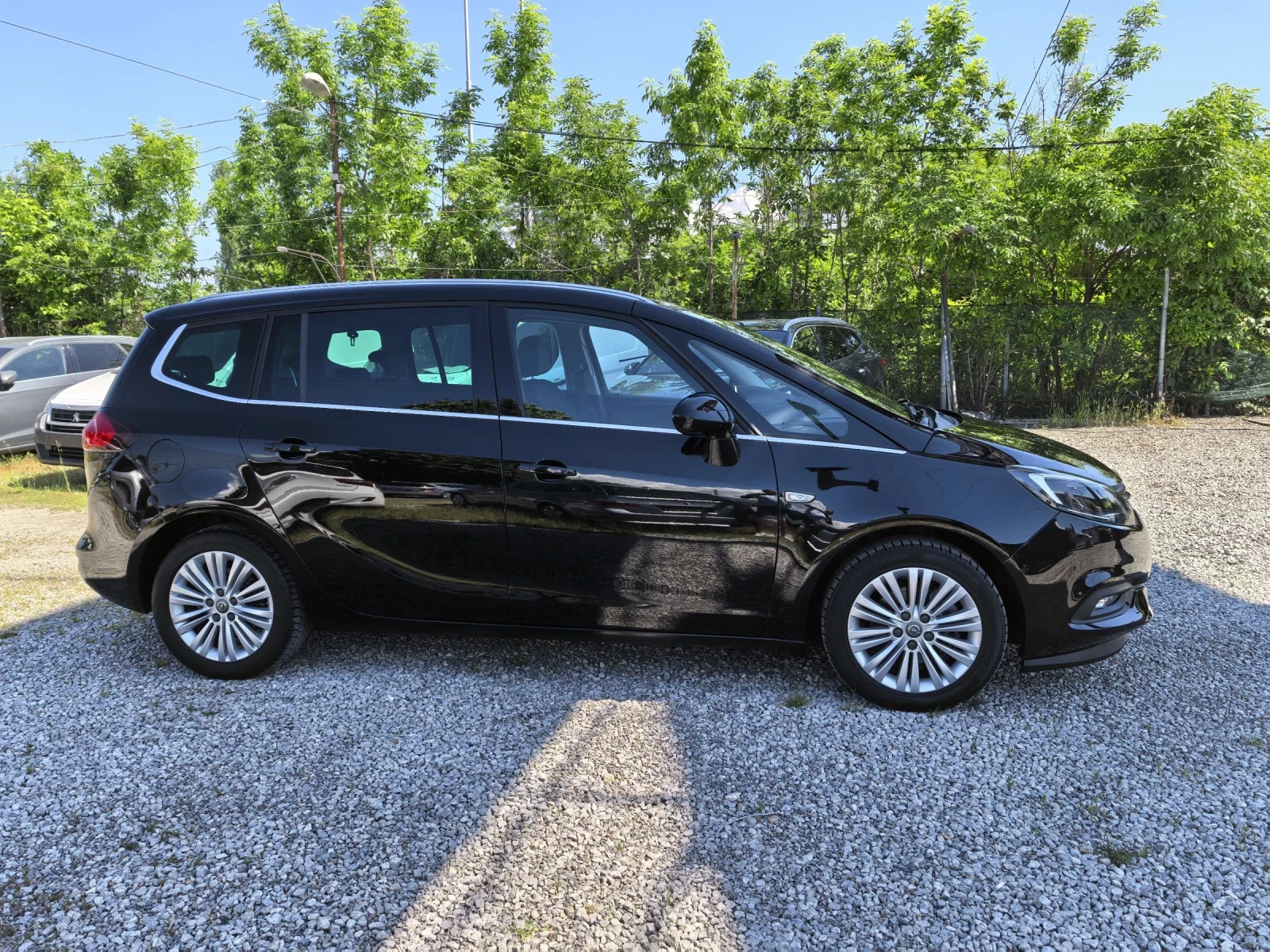 Opel Zafira Tourer C (Facelift 06.2019) 6+ 1места, снимка 8 - Автомобили и джипове - 54799571