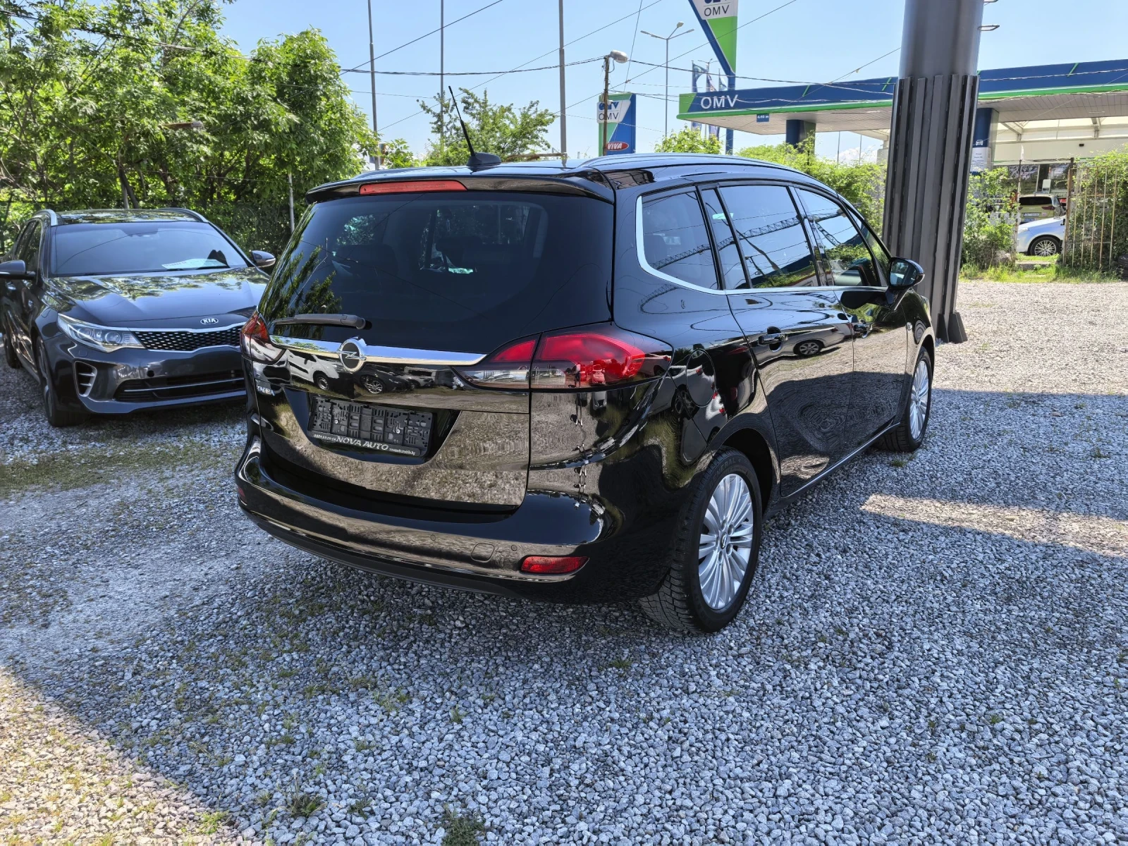 Opel Zafira Tourer C (Facelift 06.2019) 6+ 1места, снимка 4 - Автомобили и джипове - 54799571