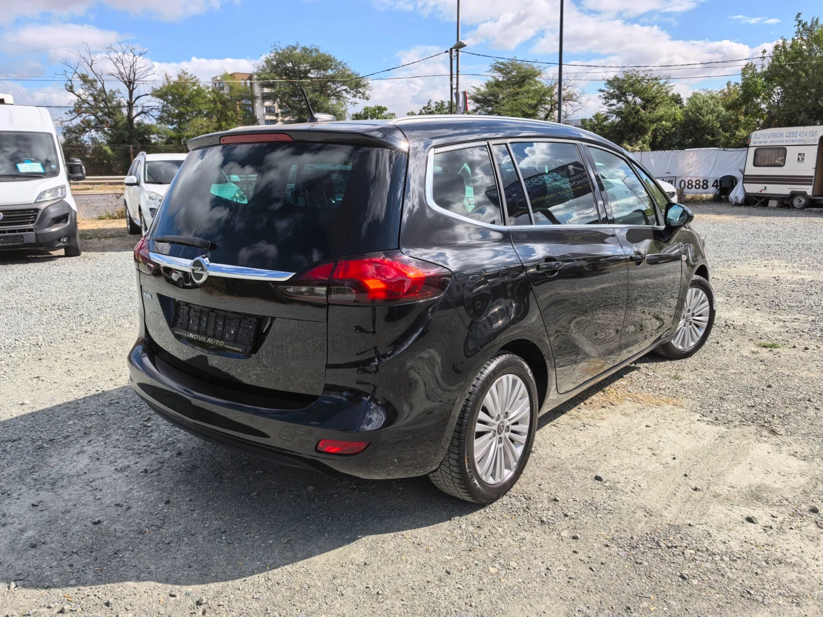 Opel Zafira Tourer C (Facelift 06.2019) 6+ 1места, снимка 4 - Автомобили и джипове - 54799571