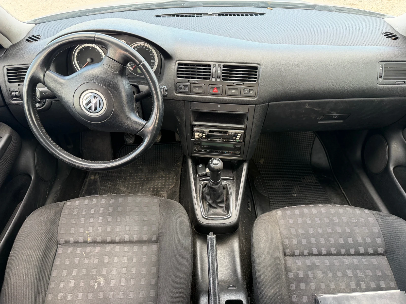 VW Bora 1.6/102кс Климатроник, 186000км, снимка 11 - Автомобили и джипове - 54863674