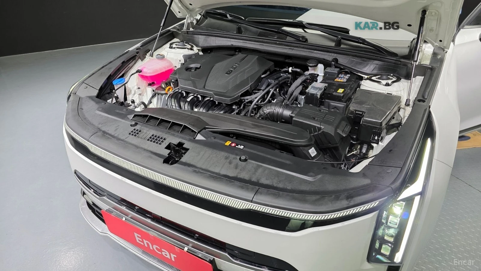 Kia K8 NOBLESSE* FULL-TECH* MASSAGE* , снимка 17 - Автомобили и джипове - 54896700